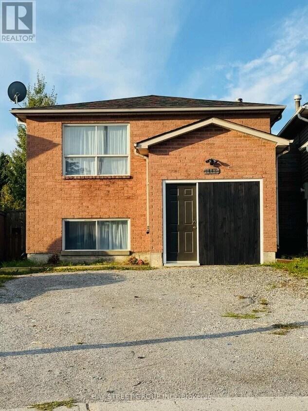 Primary Photo - 1448-1448 Outlet Dr