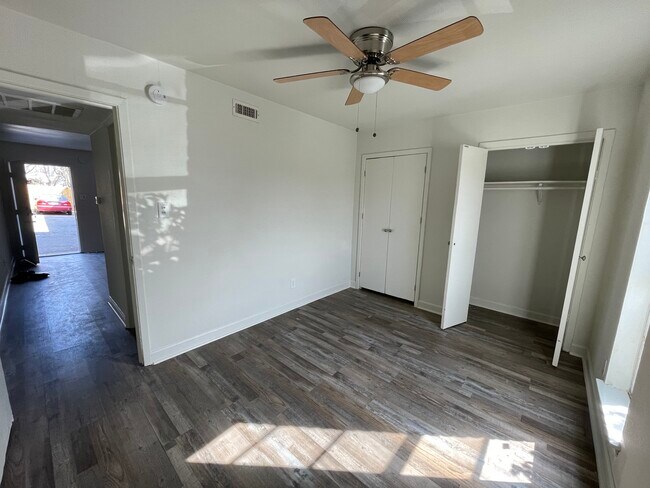 Spacious Bedrooms With Double Closets -Apt #101 - 706 Denson Dr