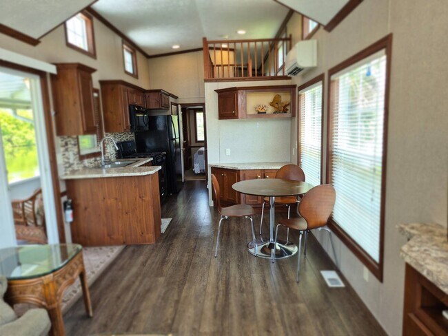 Foto del edificio - 200 S Banana River Dr