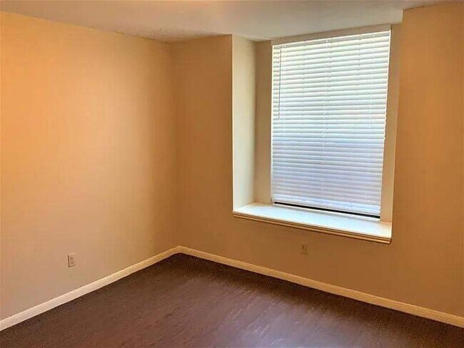 Foto del edificio - 12514 Mill Lane Dr