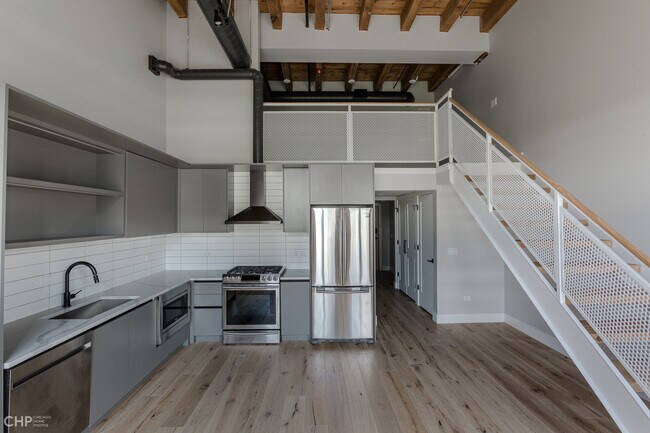 Foto del edificio - 729 N Sangamon St