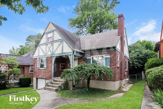 Building Photo - 6127 Hempwood Ave