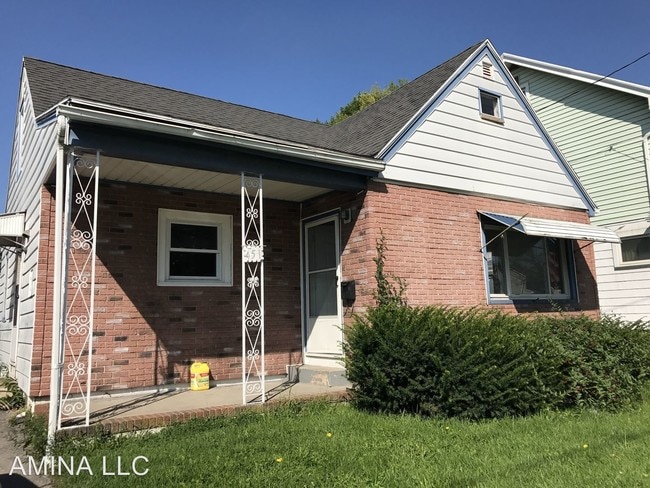 Building Photo - 3 br, 1.5 bath House - 451 Mount Read Blvd