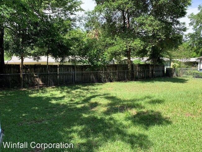 Building Photo - 3 br, 2 bath House - 13820 NW 155th Avenue