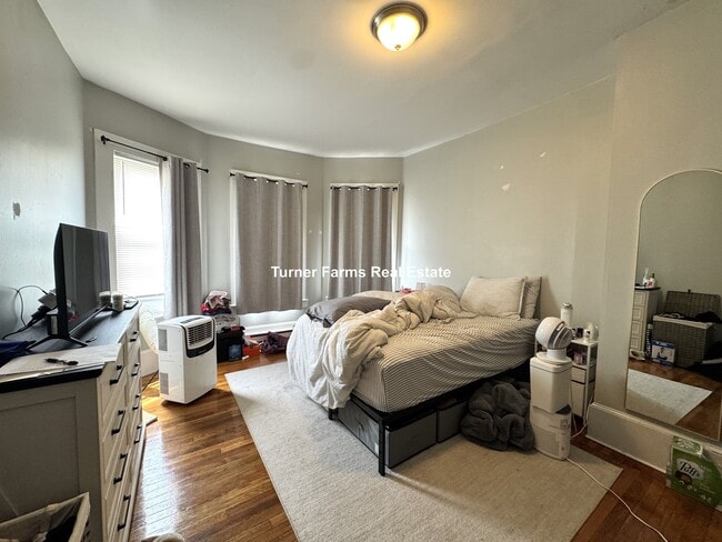 Foto del edificio - 94 E Cottage St