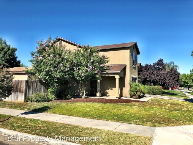 Building Photo - 4 br, 2.5 bath House - 4401 W. Rialto Ave.