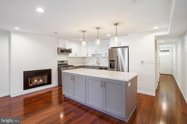 Foto del edificio - 24 N St NW