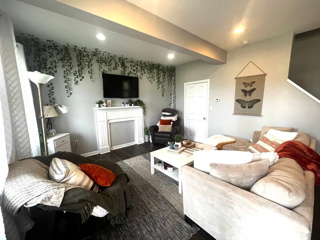 Building Photo - 4 Bedroom House in Southside w/ Central Ai...