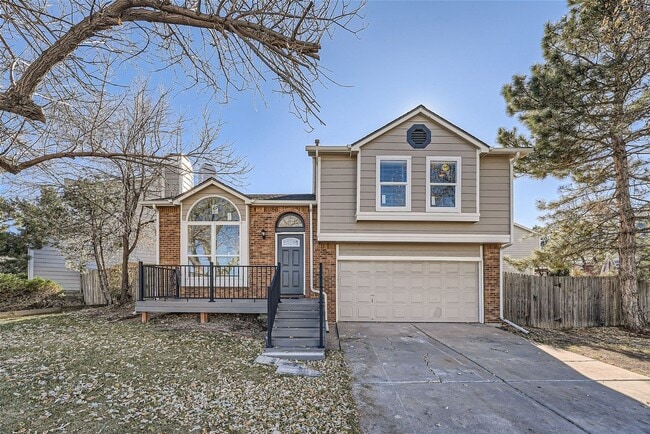 Building Photo - 5701 N Wagonwheel Trail