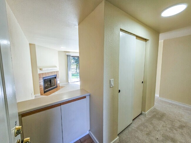 Building Photo - Coming Soon.  Ground level condo near Microsoft Campus! New Paint, New Carpet, and updates throug...