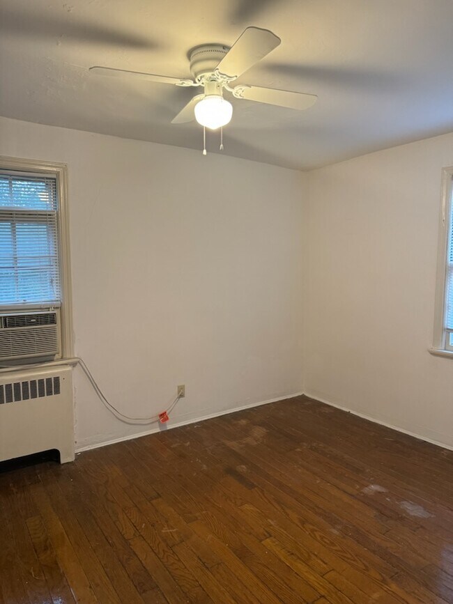 Bedroom - 3097 Riddle View Ln