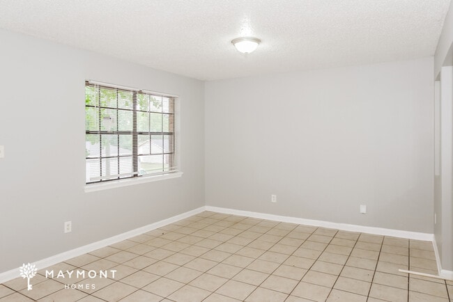 Building Photo - 6315 Maywick Dr NW