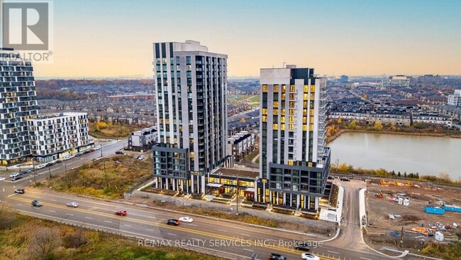 Photo du bâtiment - 3071 Trafalgar Rd