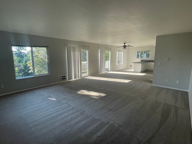 Living/Dining room - 13209 12th Ave SW