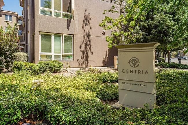 Foto del edificio - 1101 S Main St