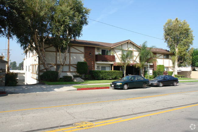 Building Photo - Efm Property Management