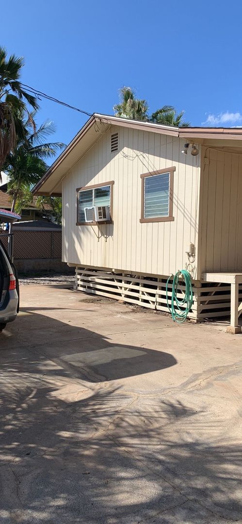 Foto del edificio - Unfurnished 1 bd. 1 bath cottage. Availabl...