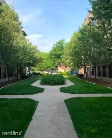 Building Photo - 2 br, 1 bath Condo - 5614 S Wabash Ave 306...