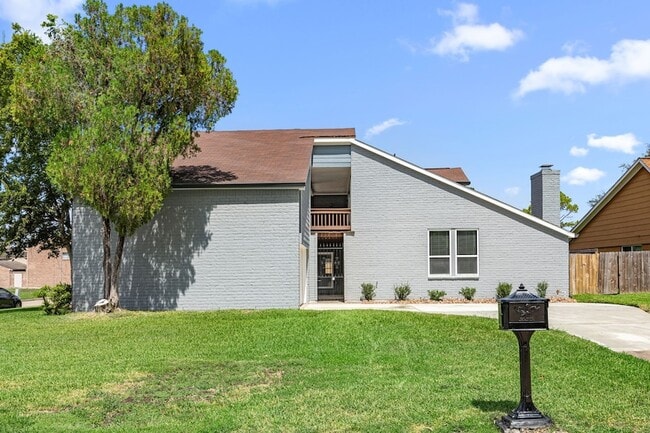 Photo - 2926 Meadowcreek Dr House