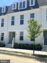 Building Photo - 4106 Ridgeview Ave