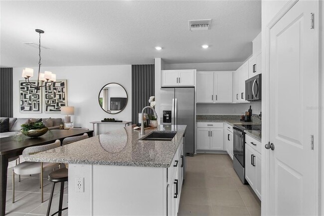 Building Photo - 16639 Luminary Lp