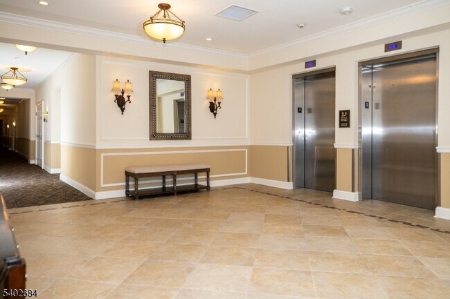 Foto del edificio - 7113 Polk Dr