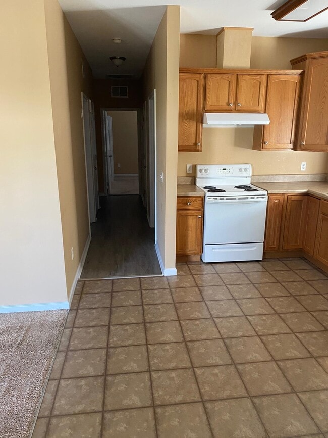 Building Photo - 1517 McPhearson Dr