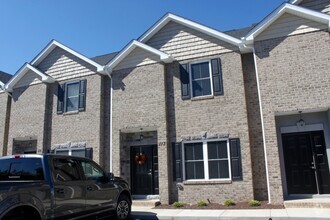 Building Photo - 113 Cedar Point Ln