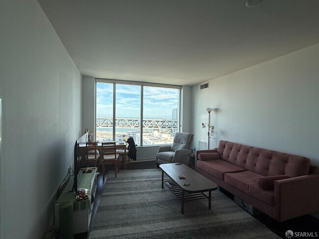 Foto del edificio - 338 Spear St