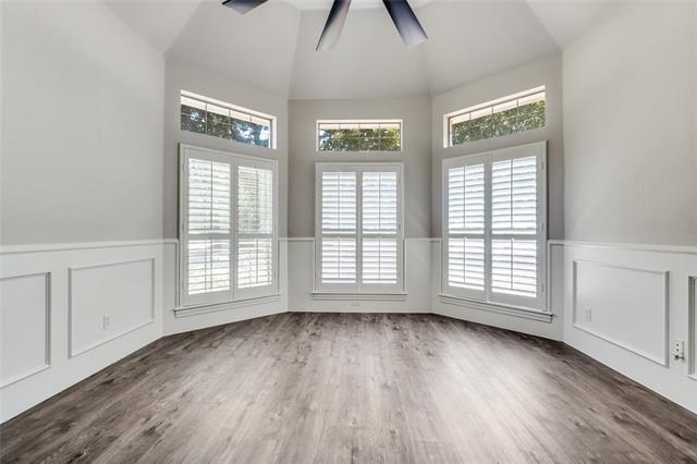 Building Photo - 804 Shorecrest Dr