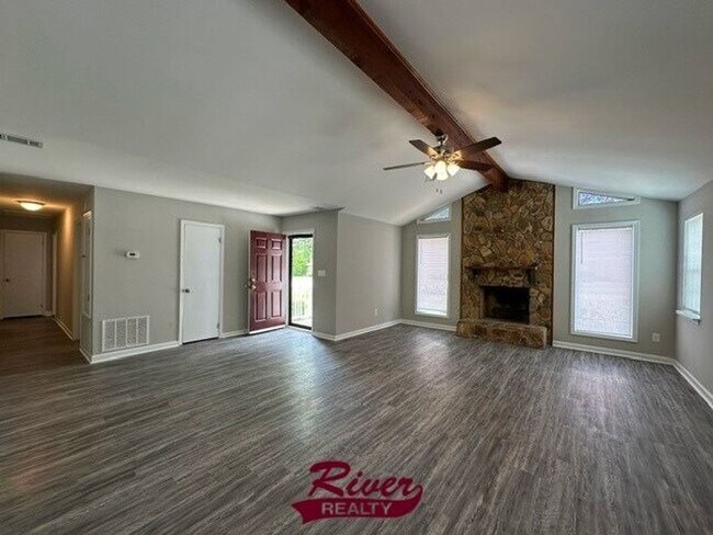 Foto del edificio - 2604 Carrington Dr
