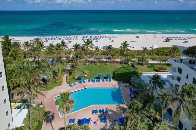 Building Photo - 4332 Collins Ave