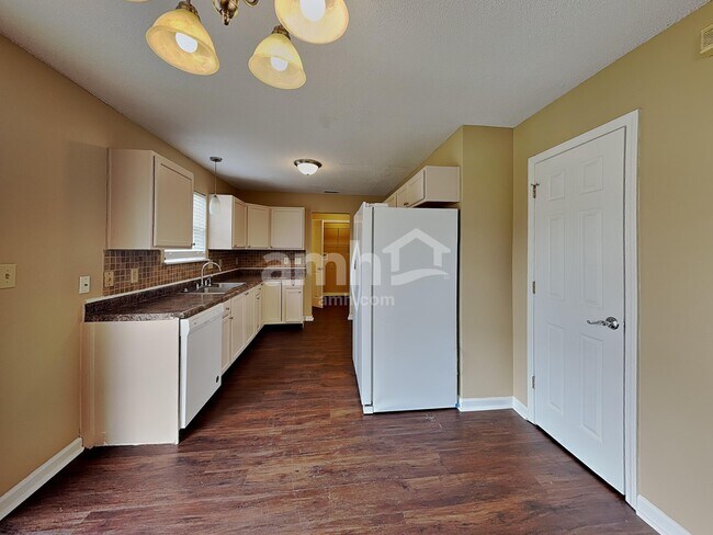 Foto del edificio - 17378 Austrian Pine Way