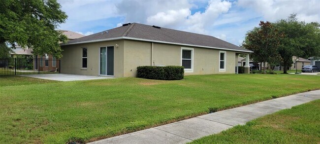 Building Photo - 4201 Warwick Hills Dr