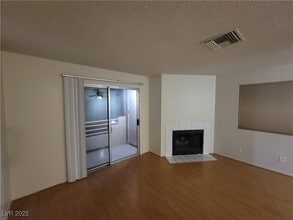 Building Photo - 2200 Highpointe Dr