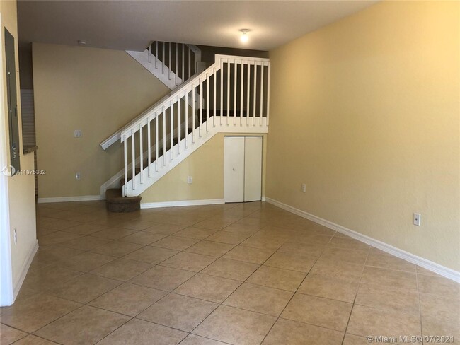 Building Photo - 372 Lake Monterey Cir