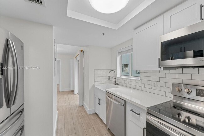 Foto del edificio - 2415 NW 16th St Rd