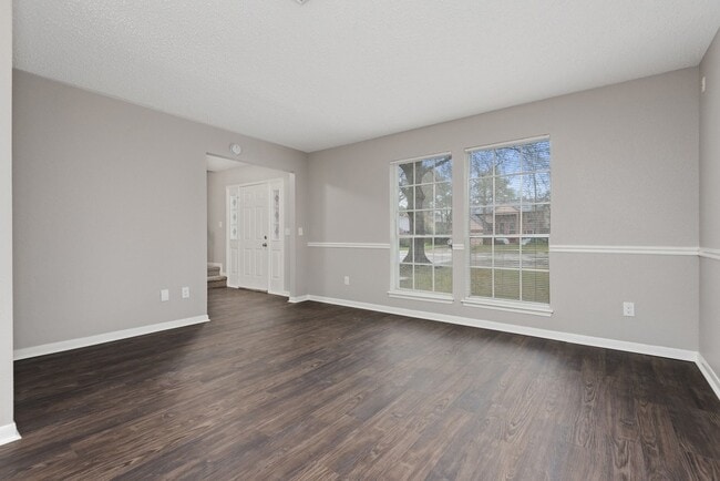 Building Photo - 17107 Walford Dr
