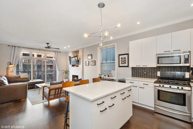 Foto del edificio - 2117 W Rice St