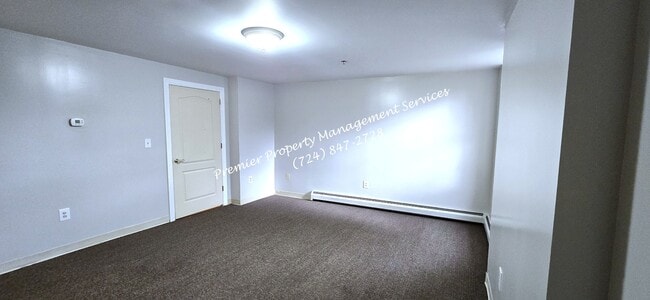 Building Photo - 314 E Lincoln Ave