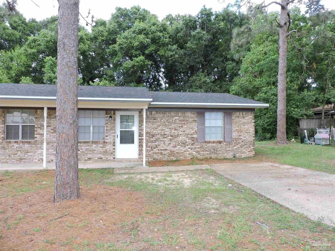 Primary Photo - 3606 Chaffin St