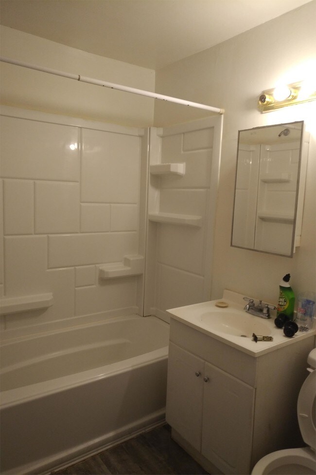 Foto del edificio - 860 N Grant Ave