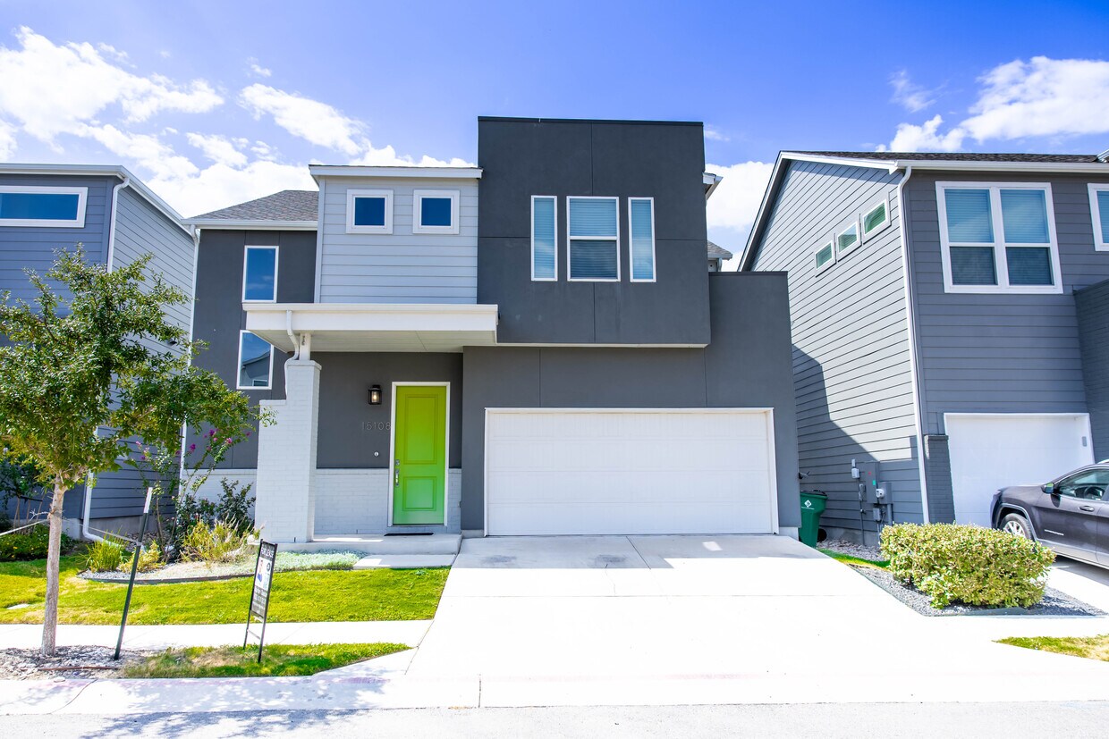 Foto principal - 15108 Casbah Dr