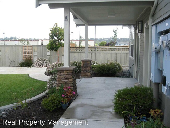 Foto del edificio - 4779 Valley E Blvd