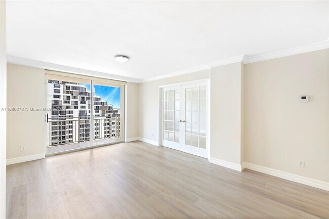 Foto del edificio - 770 Claughton Island Dr