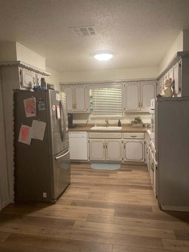 2101 N Tucker Ave, Shawnee, OK 74804 House Rental in Shawnee, OK