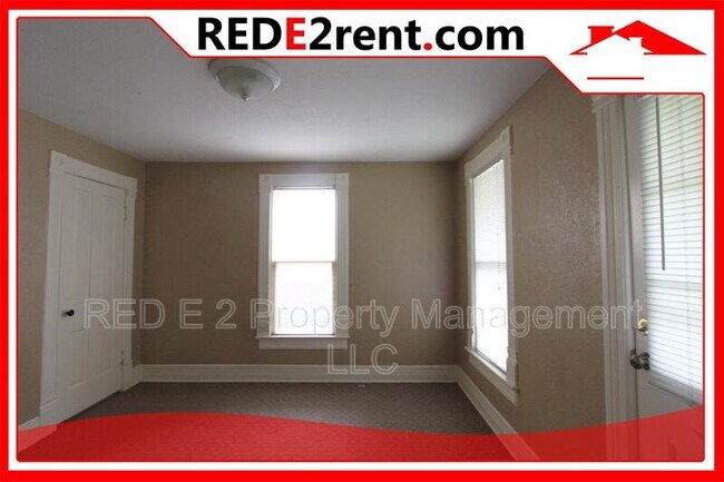 Building Photo - 416 Dodge St
