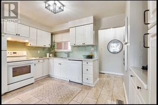 Building Photo - 77 Woodgarden Crescent