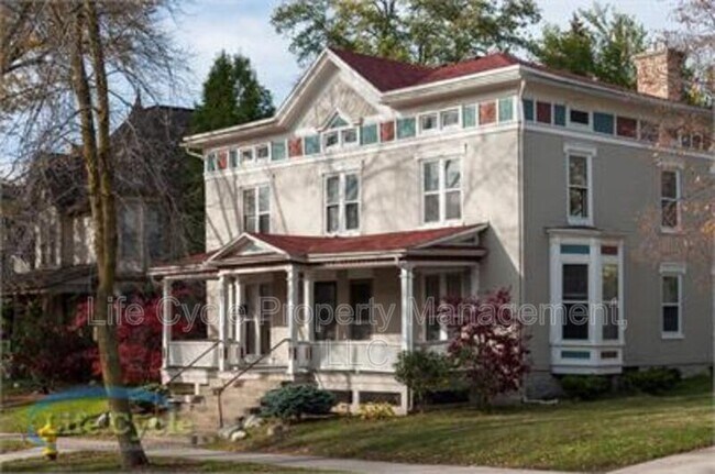 Foto del edificio - 335 Washington St SE