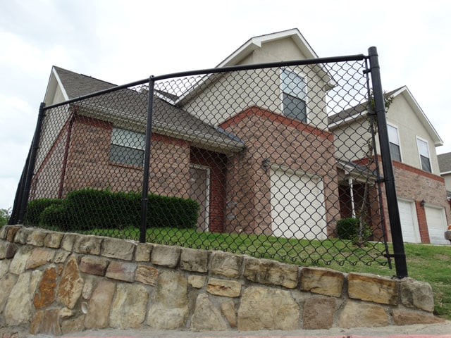 Building Photo - Ewing Villas